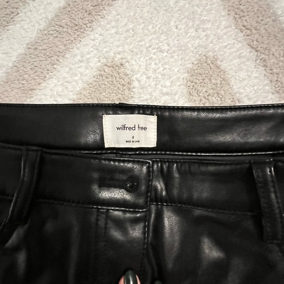 Aritzia Charm Pant - Picture 2 of 4